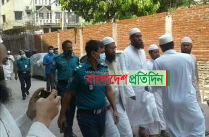 হেফাজতে ইসলামের কেন্দ্রীয় যুগ্ম মহাসচিব মামুনুল হক গ্রেফতার 
