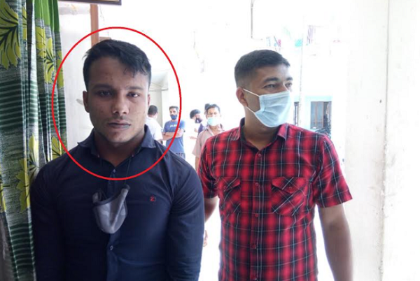 চুয়াডাঙ্গায় ফাঁসির আসামি মুক্ত করতে এসে ভুয়া এসআই আটক