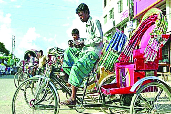 চলমান লকডাউনে ক্ষতিগ্রস্তদের জন্য সাড়ে ১০ কোটি টাকা বরাদ্দ দিলেন প্রধানমন্ত্রী
