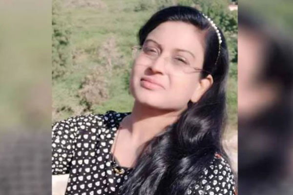 ফেসবুকে মৃত্যুর ইঙ্গিত দেওয়ার 
পরদিনই করোনায় চিকিৎসকের মৃত্যু