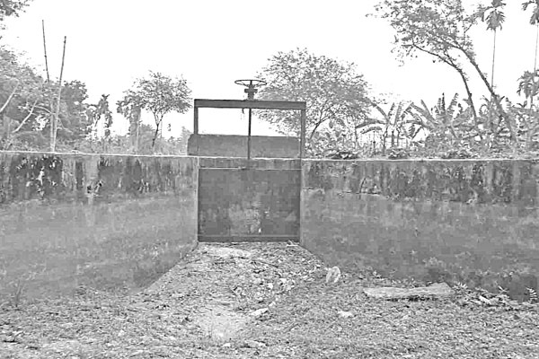 পানি নেই জিকে সেচ প্রকল্পে
