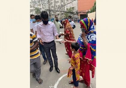 বিডিএইডের উদ্যোগে ছিন্নমূল মানুষের মাঝে ইফতার সামগ্রী বিতরণ

