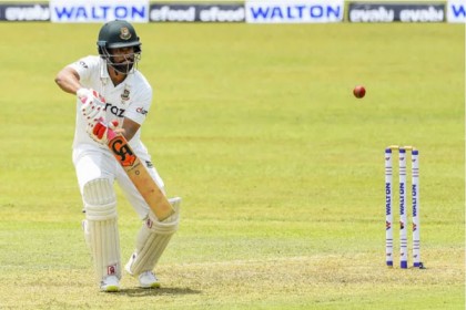 মুশফিককে টপকে শীর্ষে তামিম