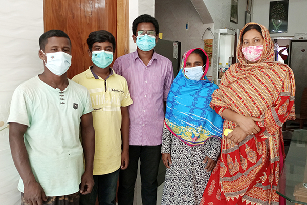 সবুজের পাশে দাঁড়ালেন ভাইস চেয়ারম্যান জেব-উন-নাহার 