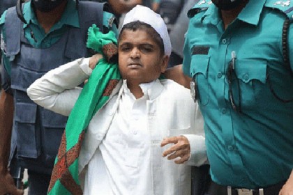 রফিকুল ইসলাম মাদানী আরও ৭ দিনের রিমান্ডে