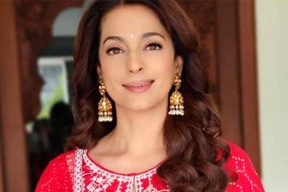 শ্বাসকষ্ট থেকে বাঁচতে যে টোটকা দিলেন জুহি চাওলা