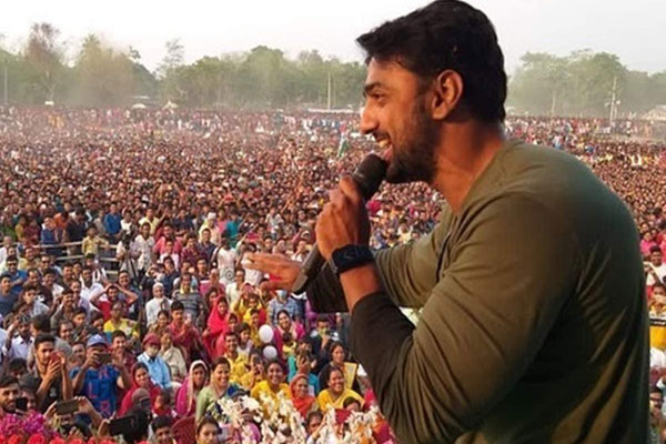 সব রাজনৈতিক সভা বাতিল করলেন দেব 

