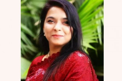 ফ্ল্যাট লিখে না দেয়ায় স্বামীর হাতে আওয়ামী লীগ নেত্রী কনক খুন