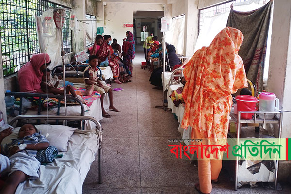 গলাচিপায় প্রকোপ বেড়েছে ডায়রিয়ার, হাসপাতালে শয্যা সঙ্কট