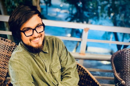 নোবেলের বিরুদ্ধে সড়ক দুর্ঘটনা নিয়ে নাটক সাজানোর অভিযোগ 