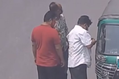 বিদেশি নোট দেখিয়ে রাজধানীতে অভিনব প্রতারণার ফাঁদ
