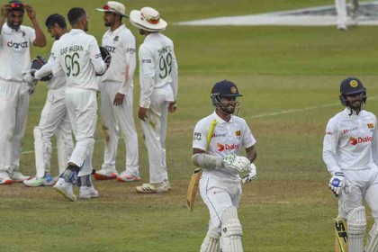প্রতিপক্ষ বাংলাদেশ, শ্রীলঙ্কা টেস্ট দলে পরিবর্তন