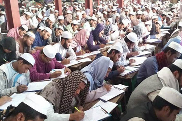 স্বাস্থ্যবিধি মেনে হিফজ ও মক্তব বিভাগ খুলে দেওয়ার দাবি