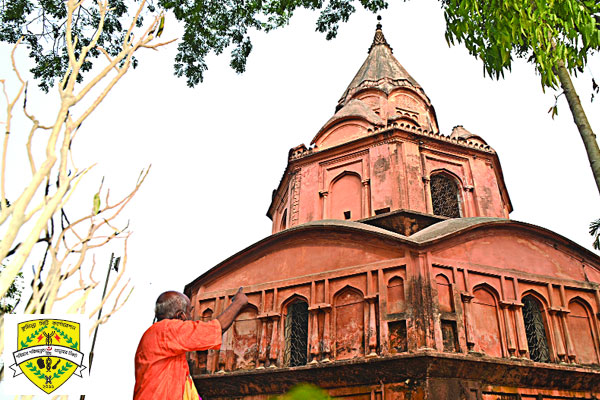 ৪০০ বছরের প্রাচীন সতেরো রত্ন মন্দির