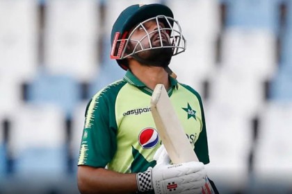 করোনা: ভারতবাসীর জন্য বাবরের প্রার্থনা