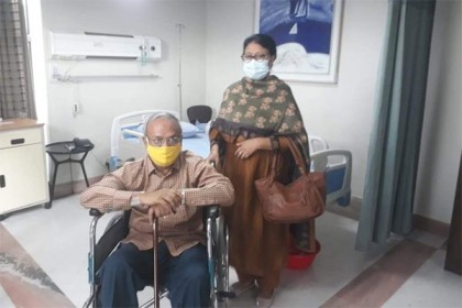 সুস্থ হয়ে বাসায় ফিরলেন রিজভীর স্ত্রী