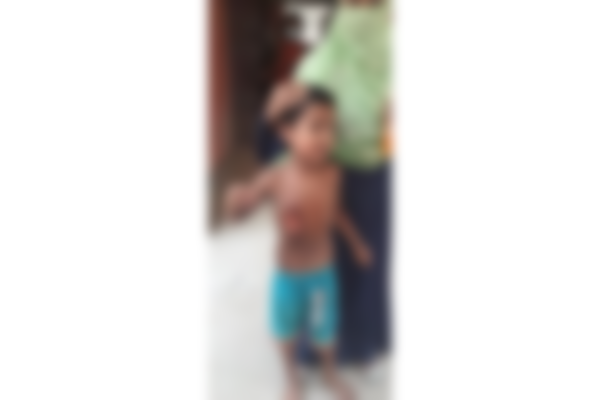 দুষ্টুমির শাস্তি দিতে শিশুকে গরুর সঙ্গে বেঁধে নির্যাতনের অভিযোগ