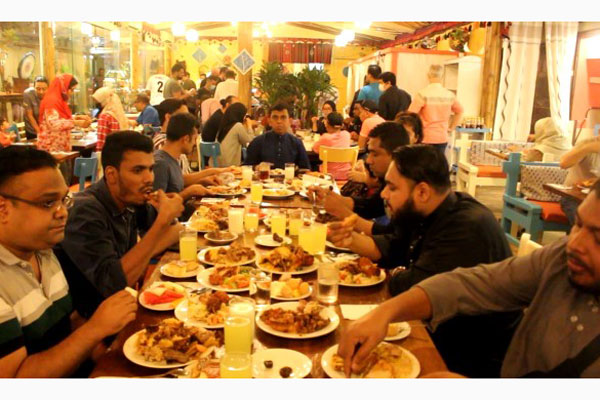 মালয়েশিয়ান প্রোডাক্টস'র ইফতার ও গালানাইট অনুষ্ঠিত
