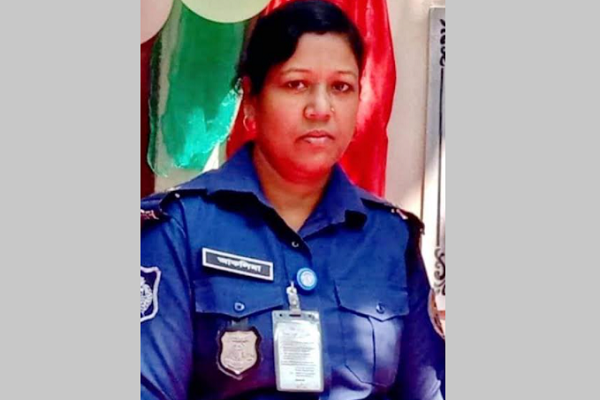 ভোলায় ট্রাকচাপায় নারী পুলিশ কর্মকর্তা নিহত 
