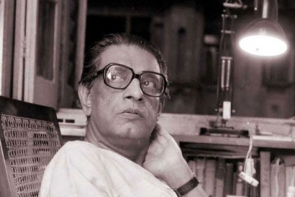 শতবর্ষে সত্যজিৎ রায়
