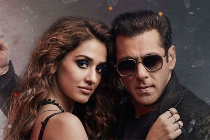 ২৮ বছরের দিশাকে সমবয়সী মনে হয়েছে ৫৫ বছরের সালমানের