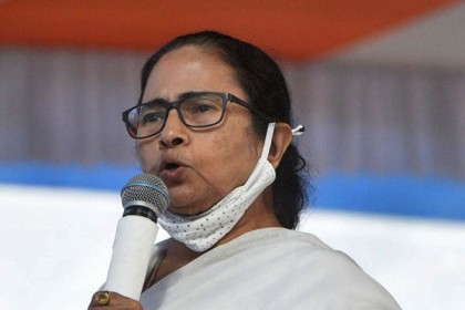 মমতার আসনে সার্ভারে সমস্যা, ফল ঘোষণায় দেরি

