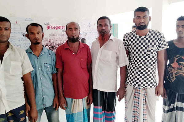 গৌরনদীর বেদে পল্লীতে হামলা-ভাঙচুর মামলার ১৬ আসামি কারাগারে 