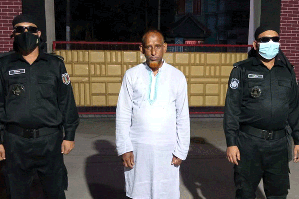 ভুয়া চাকরির নিয়োগপত্র দিয়ে অর্থ হাতিয়ে নেয়ায় গ্রেফতার ১