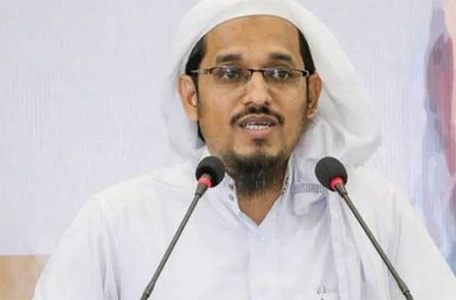 হেফাজত নেতা মুফতি হারুন ইজাহার ৯ দিনের রিমান্ডে
