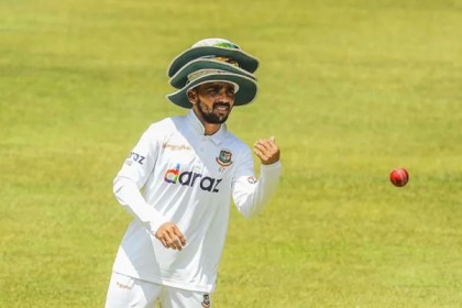 টসে হারাকে দুষলেন মুমিনুল