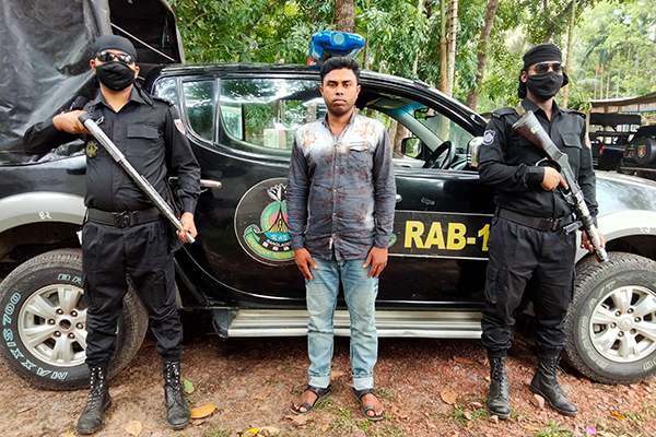 করিমগঞ্জে পিস্তলসহ একজন গ্রেফতার