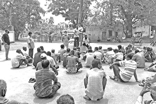 জয়পুরহাটে ৫ হাজার শ্রমিকের মানবেতর জীবন