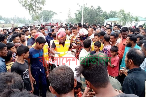 লালমনিরহাটে ট্রাকচাপায় প্রাণ গেল দুই ভ্যানযাত্রীর