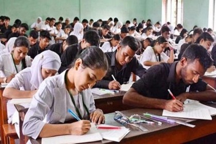 আবারও পেছাতে পারে এসএসসি-এইচএসসি পরীক্ষা