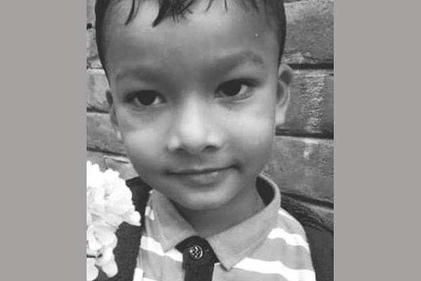 নাটোরে শিশুকে গলা কেটে হত্যা
