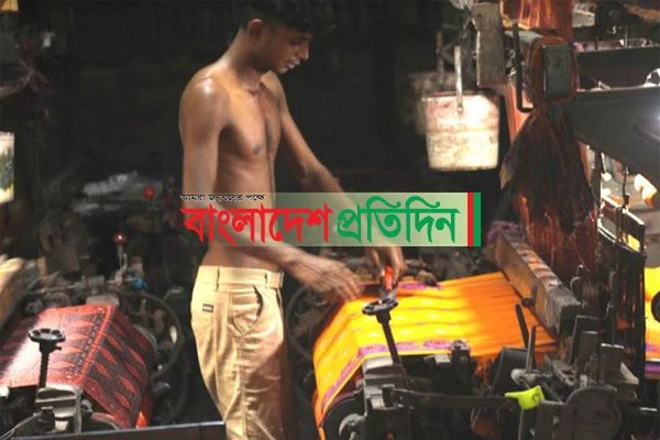 শাড়ি নিয়ে বিপাকে সিরাজগঞ্জের তাঁতীরা