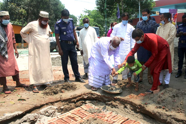 করোনাযোদ্ধা কনস্টেবল নাজমুল হোসেন স্মৃতি লাইব্রেরির ভিত্তি স্থাপন