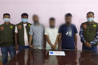 সিলেটে ইয়াবাসহ তিন মাদক ব্যবসায়ী গ্রেফতার
