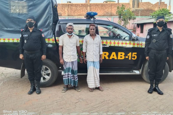 টেকনাফে ১০ হাজার ইয়াবাসহ দুই মাদক ব্যবসায়ী আটক