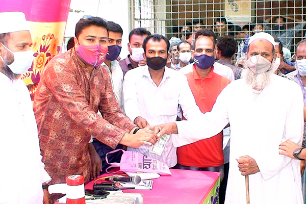 সিরাজগঞ্জে ২৭শ পরিবার পেল প্রধানমন্ত্রীর উপহার