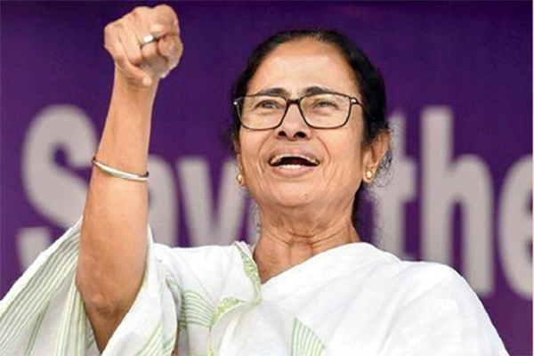 মমতার মন্ত্রিসভার শপথ সোমবার