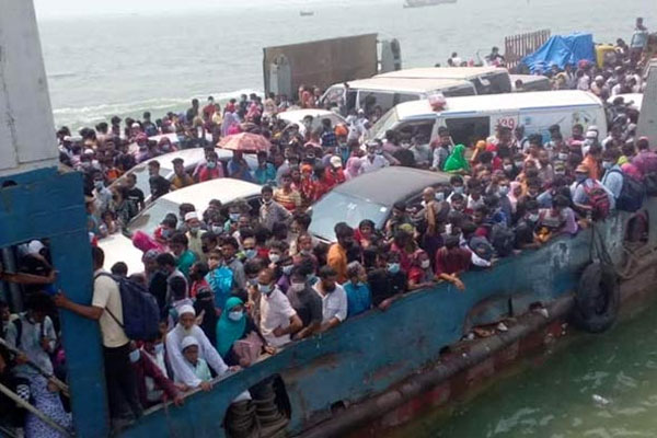 বাংলাবাজার-শিমুলিয়া রুটে ফেরি চলাচল স্বাভাবিক