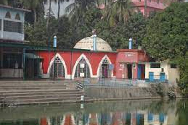 রাজশাহীতে ঈদের প্রধান জামাত হজরত শাহ মখদুম (রহ.) মসজিদে