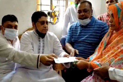 করোনায় স্বজন হারানো পরিবারের পাশে নবীউল্লাহ নবী