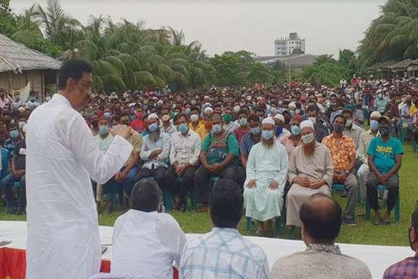 দেশের মানুষের ওপর আল্লাহর বিশেষ রহমত আছে: শামীম ওসমান