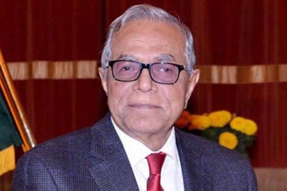স্বাস্থ্যবিধি মেনে ঈদ উদযাপনের আহ্বান রাষ্ট্রপতির

