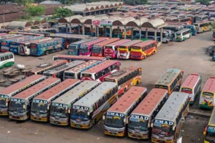 দূরপাল্লার বাস চলাচলের অনুমতি দেয়নি সরকার