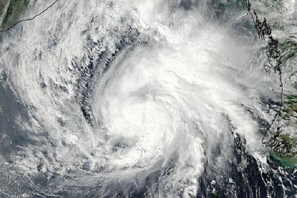 ভারতে ধেয়ে আসছে প্রবল ঘূর্ণিঝড় 'টাউটি'