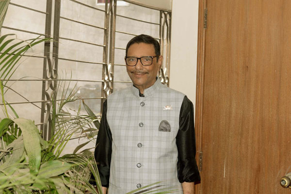 ‘শেখ হাসিনা আছেন বলেই দ্বিতীয় ঢেউ মোকাবিলায়ও সফলতায় দেশ’

