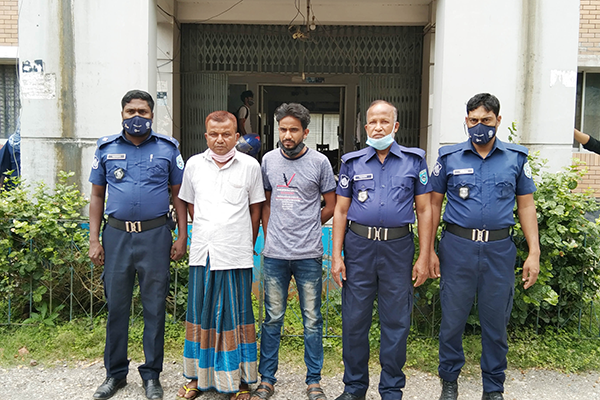 দিনাজপুরে তিন কিশোরকে নির্যাতনের ঘটনায় মূল আসামি গ্রেফতার 